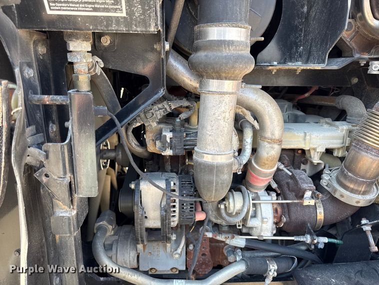image for item EV7668 2015 Ditch Witch RT100 trencher
