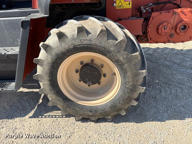 image for item EV7668 2015 Ditch Witch RT100 trencher