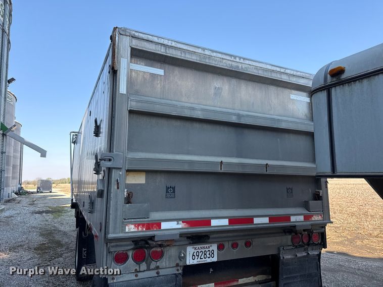 image for item EV7671 Trail King Industries end dump trailer