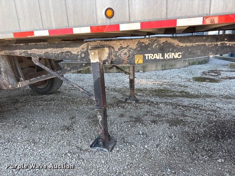 image for item EV7671 Trail King Industries end dump trailer