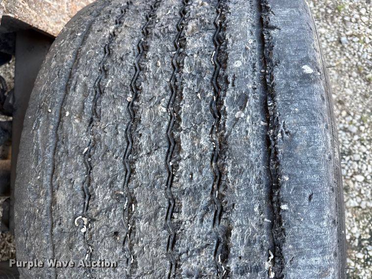 image for item EV7671 Trail King Industries end dump trailer