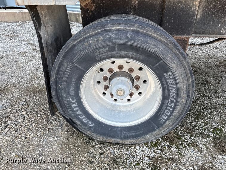 image for item EV7671 Trail King Industries end dump trailer