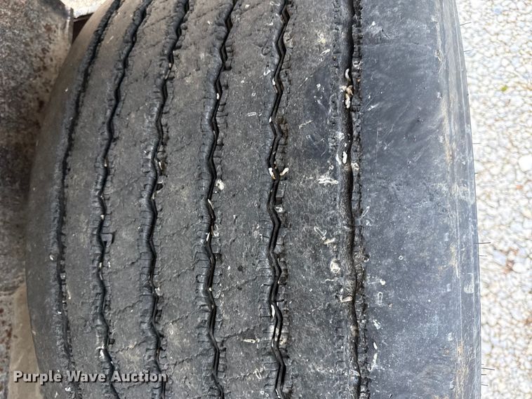 image for item EV7671 Trail King Industries end dump trailer