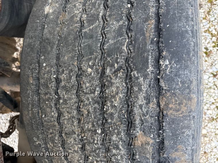 image for item EV7671 Trail King Industries end dump trailer