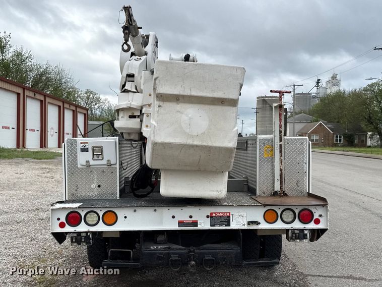 image for item EV7699 2016 RAM 5500 bucket truck