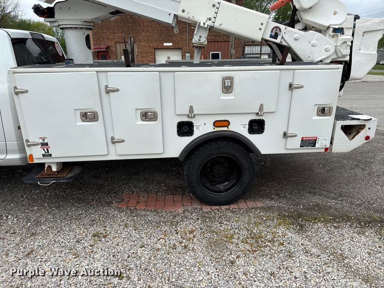 image for item EV7699 2016 RAM 5500 bucket truck