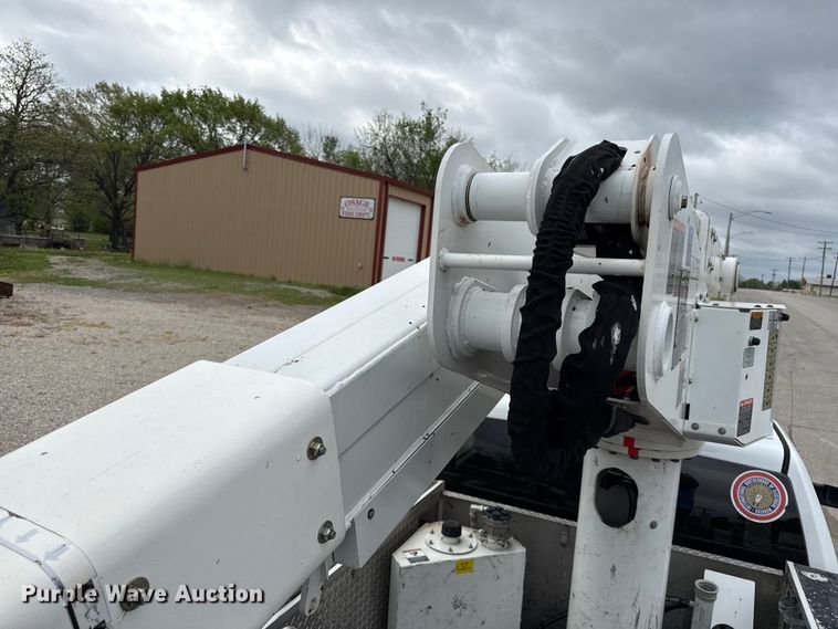 image for item EV7699 2016 RAM 5500 bucket truck