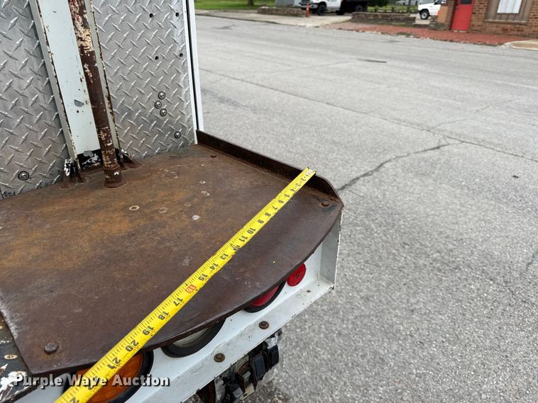 image for item EV7699 2016 RAM 5500 bucket truck