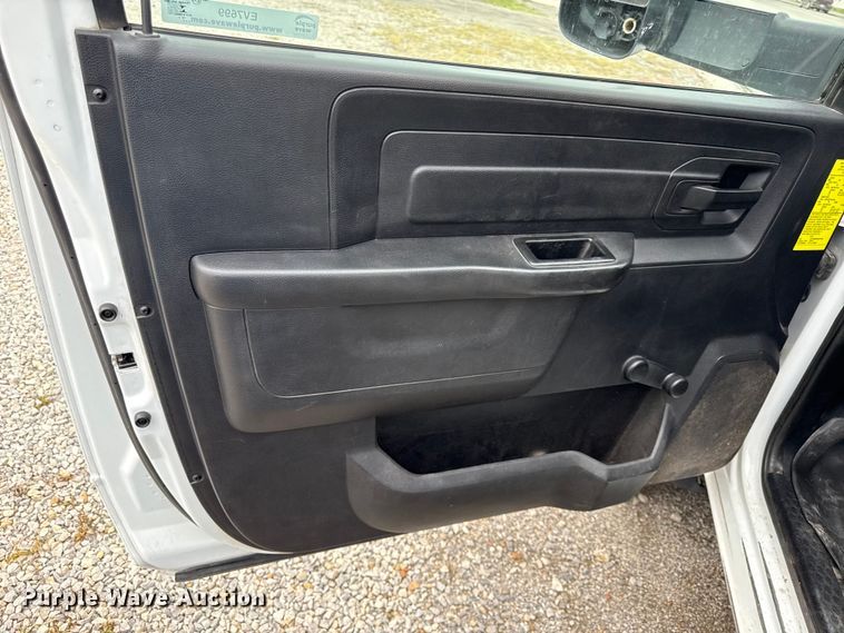 image for item EV7699 2016 RAM 5500 bucket truck