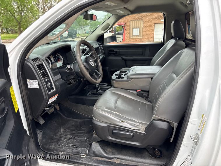 image for item EV7699 2016 RAM 5500 bucket truck