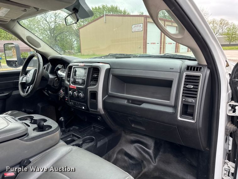 image for item EV7699 2016 RAM 5500 bucket truck