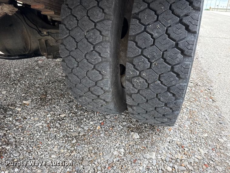 image for item EV7699 2016 RAM 5500 bucket truck