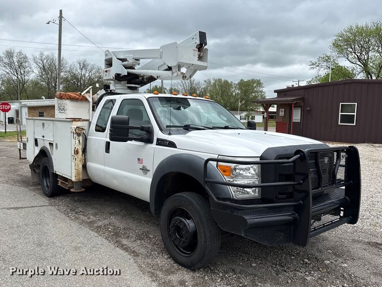 image for item EV7700 2012 Ford F550 bucket truck