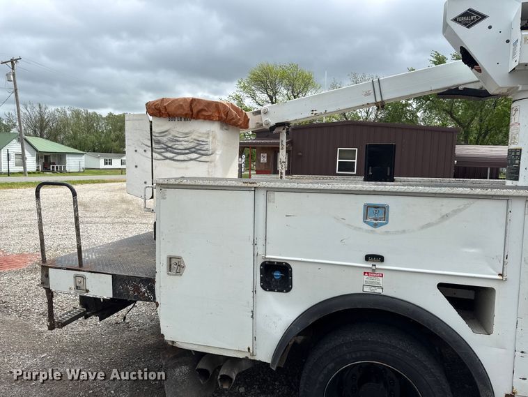image for item EV7700 2012 Ford F550 bucket truck