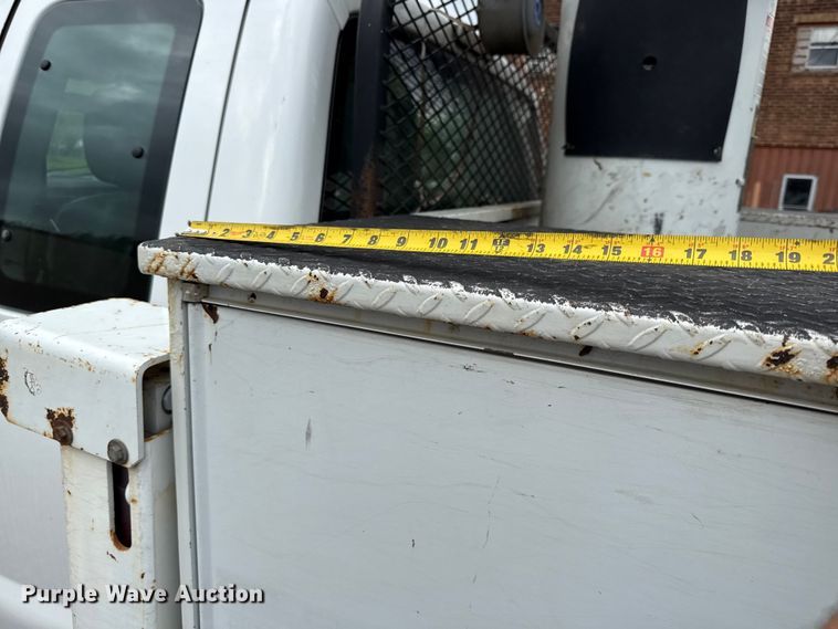 image for item EV7700 2012 Ford F550 bucket truck