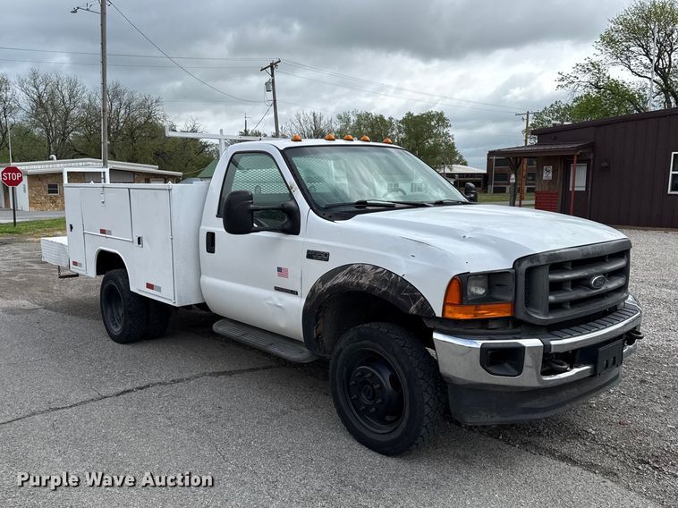 image for item EV7701 2000 Ford F550 Super Duty utility / service truck