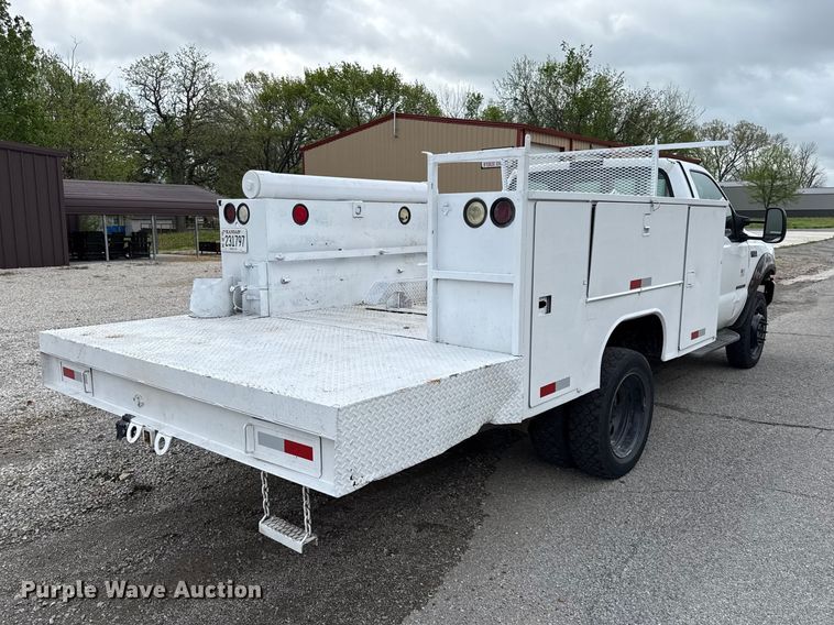 image for item EV7701 2000 Ford F550 Super Duty utility / service truck