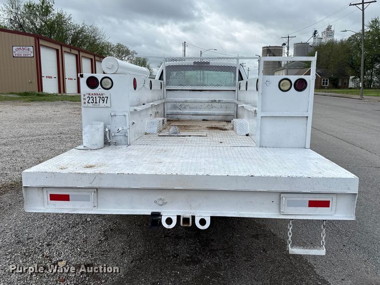 image for item EV7701 2000 Ford F550 Super Duty utility / service truck