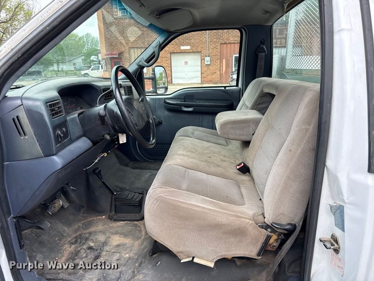 image for item EV7701 2000 Ford F550 Super Duty utility / service truck