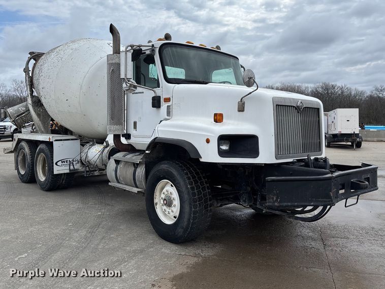 image for item FB3314 2006 International 5600i ready mix truck