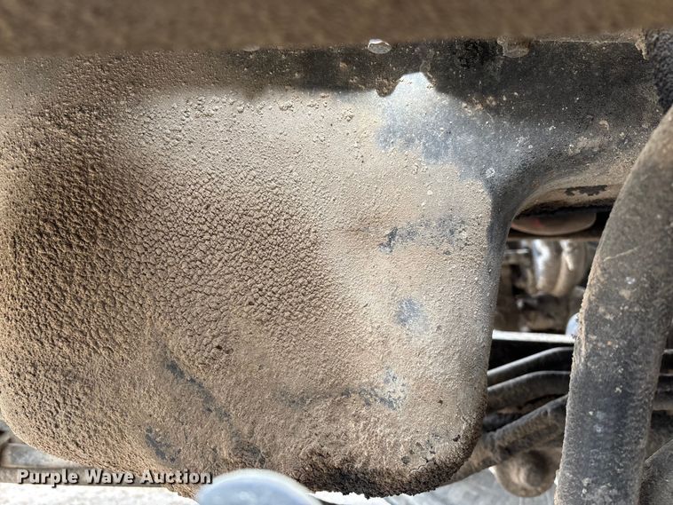 image for item FB3314 2006 International 5600i ready mix truck