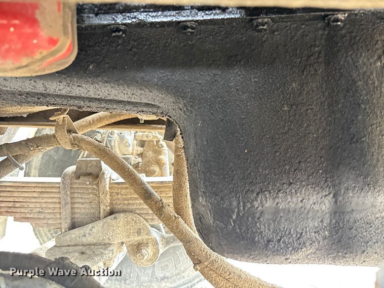 image for item FB3314 2006 International 5600i ready mix truck