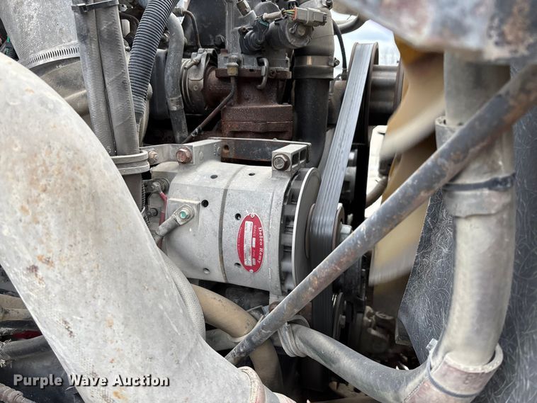 image for item FB3314 2006 International 5600i ready mix truck