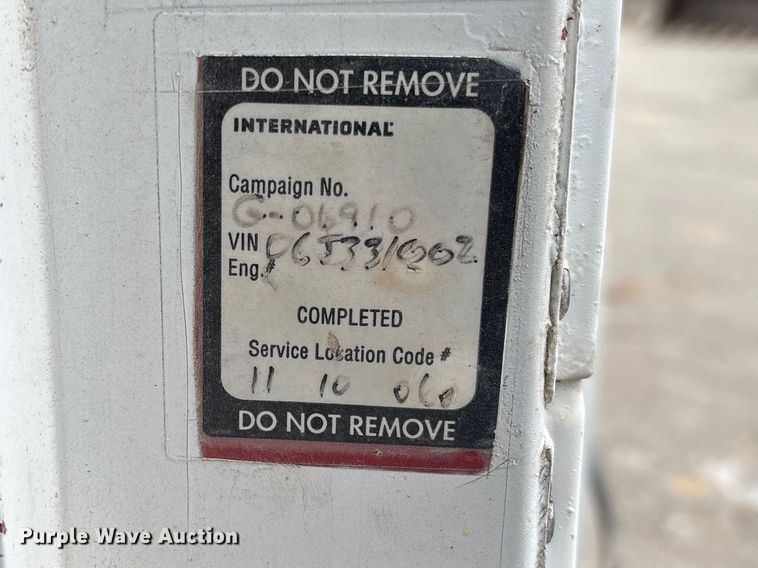 image for item FB3314 2006 International 5600i ready mix truck