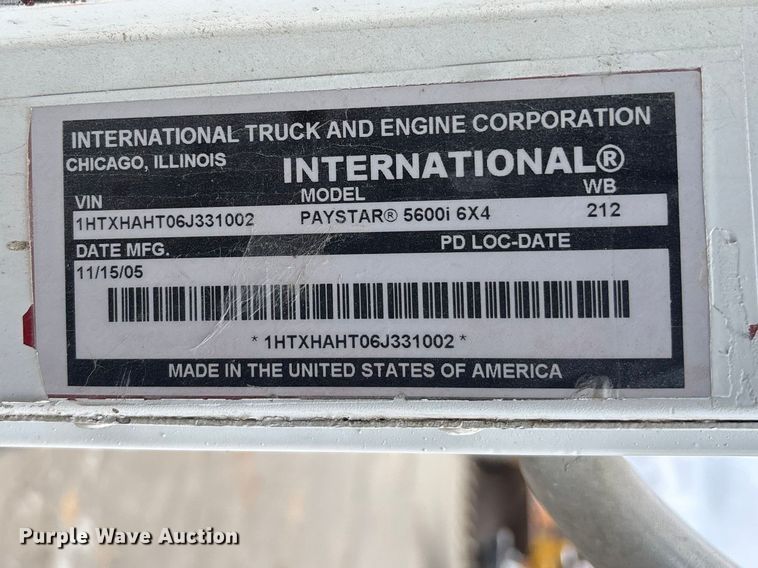 image for item FB3314 2006 International 5600i ready mix truck