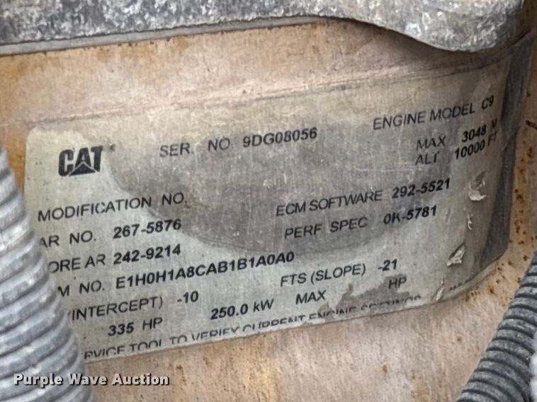 image for item FB3315 2007 Peterbilt 357 ready mix truck