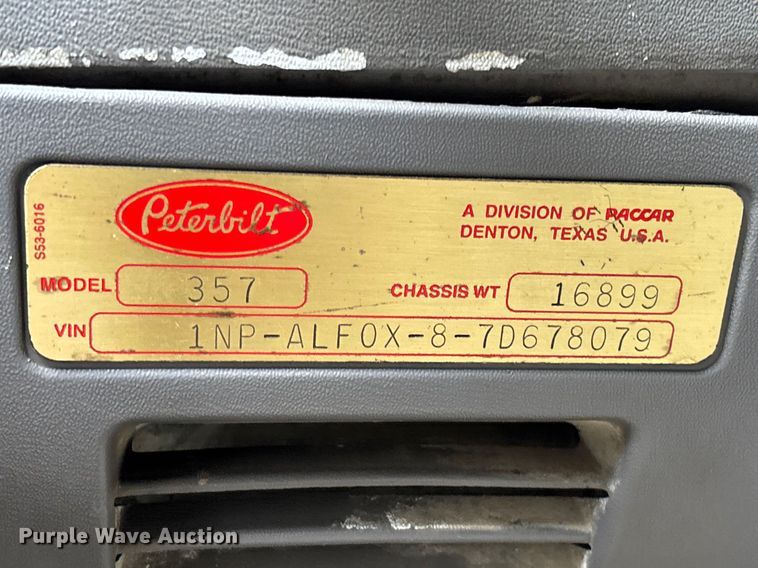 image for item FB3315 2007 Peterbilt 357 ready mix truck