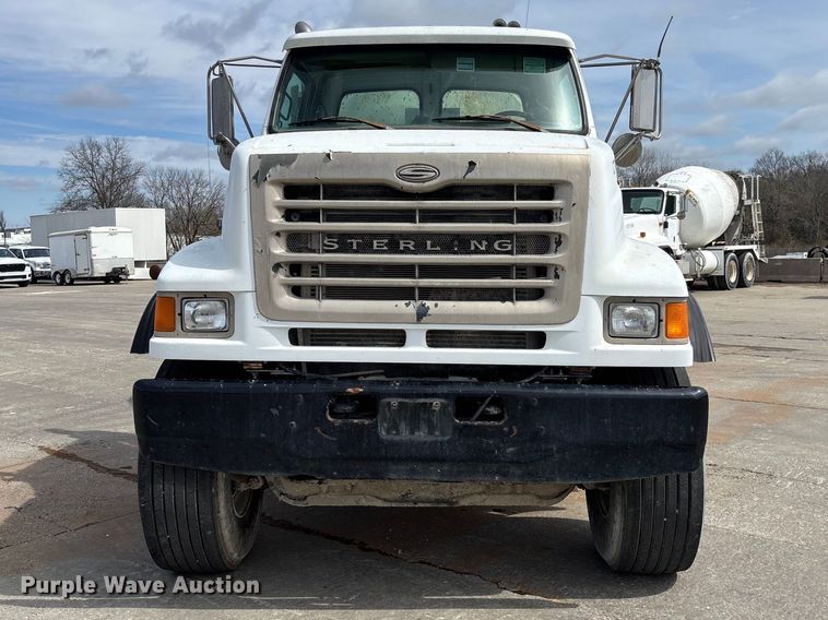 image for item FB3316 2007 Sterling L9500 ready mix truck