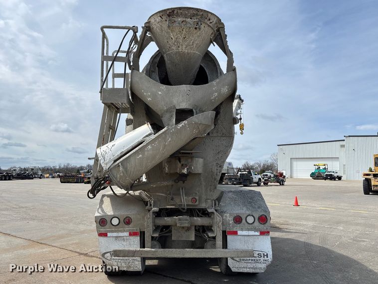 image for item FB3316 2007 Sterling L9500 ready mix truck