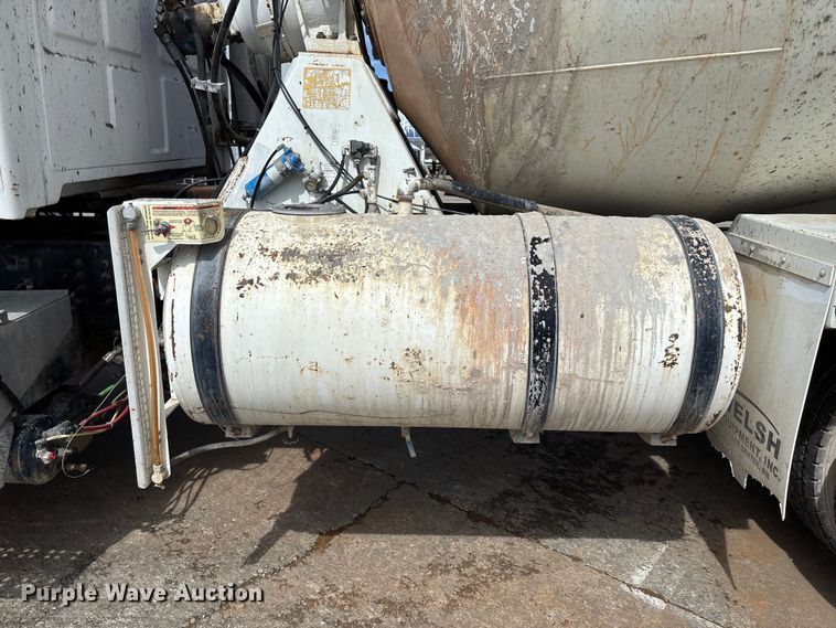 image for item FB3316 2007 Sterling L9500 ready mix truck