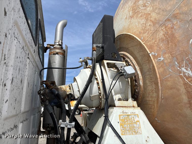 image for item FB3316 2007 Sterling L9500 ready mix truck