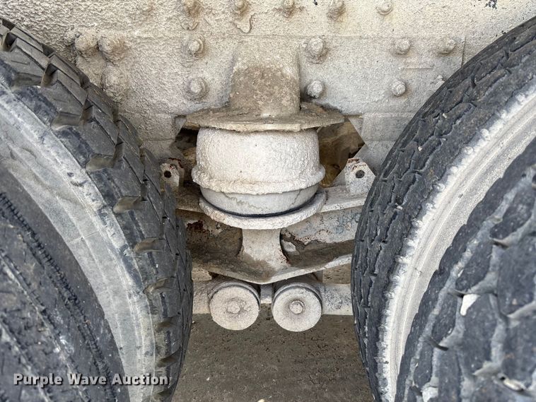 image for item FB3316 2007 Sterling L9500 ready mix truck