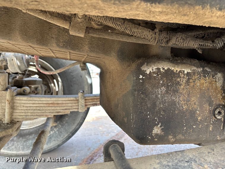 image for item FB3316 2007 Sterling L9500 ready mix truck