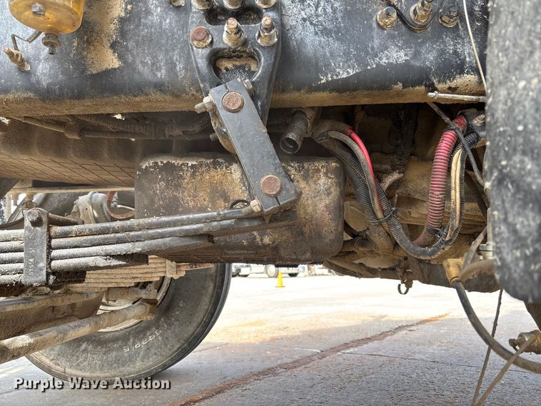 image for item FB3316 2007 Sterling L9500 ready mix truck