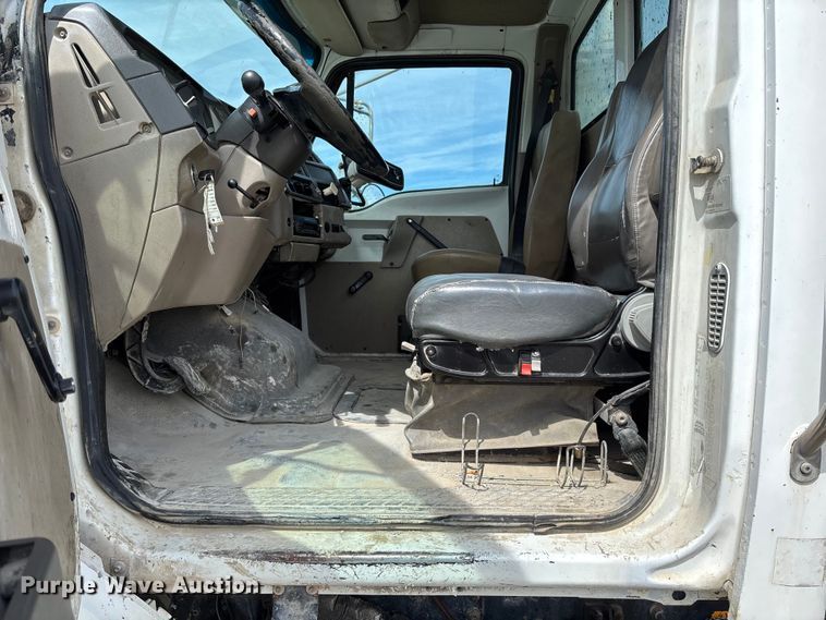 image for item FB3316 2007 Sterling L9500 ready mix truck