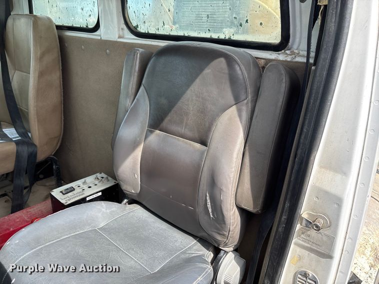 image for item FB3316 2007 Sterling L9500 ready mix truck