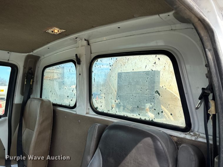 image for item FB3316 2007 Sterling L9500 ready mix truck