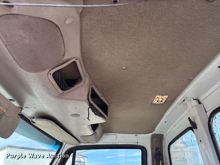 image for item FB3316 2007 Sterling L9500 ready mix truck