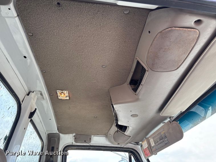 image for item FB3316 2007 Sterling L9500 ready mix truck