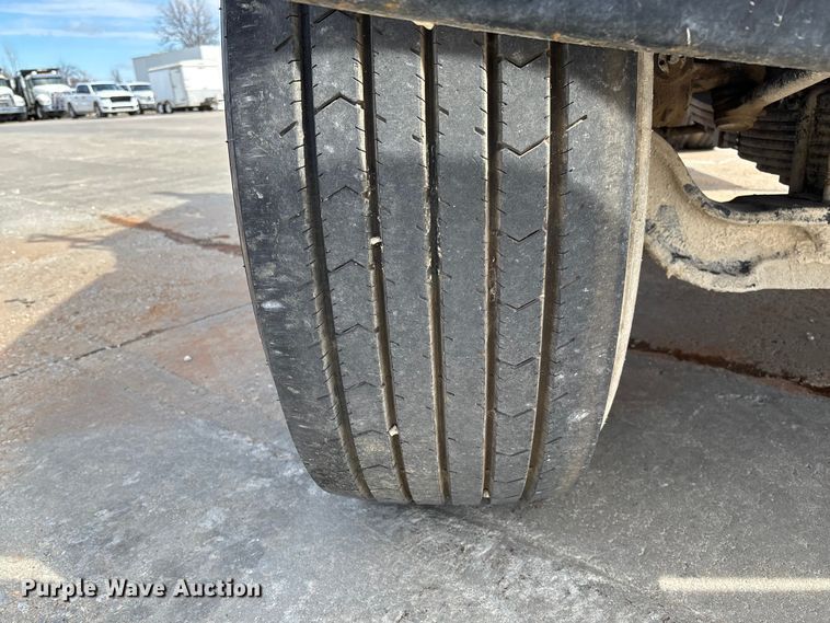 image for item FB3316 2007 Sterling L9500 ready mix truck