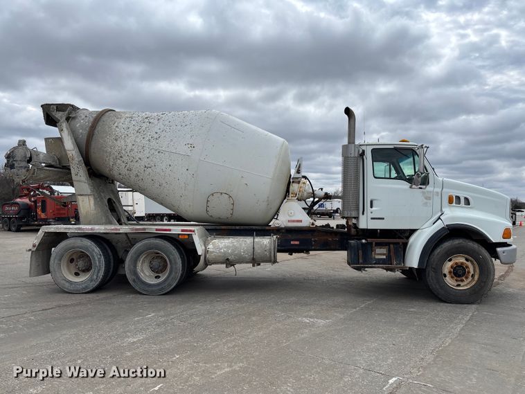 image for item FB3317 2002 Sterling L8500 ready mix truck