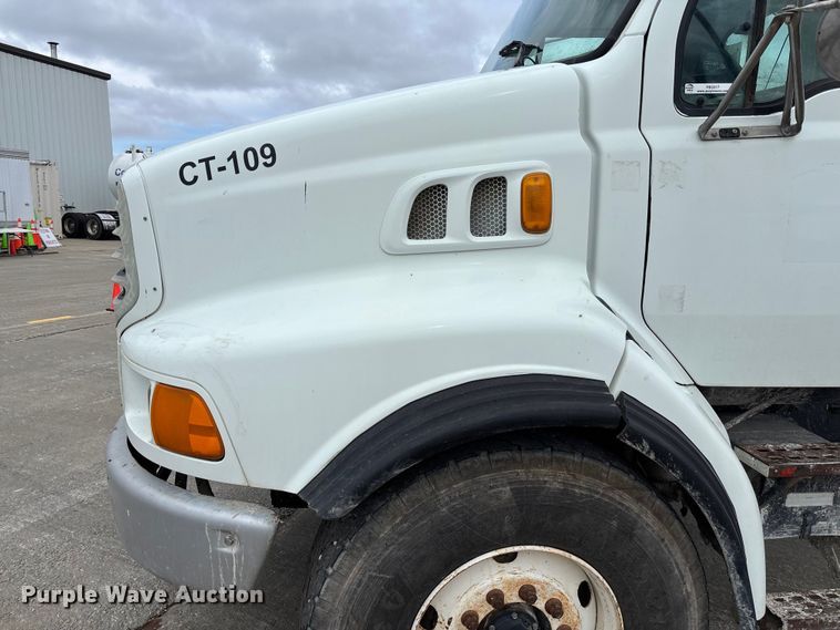 image for item FB3317 2002 Sterling L8500 ready mix truck