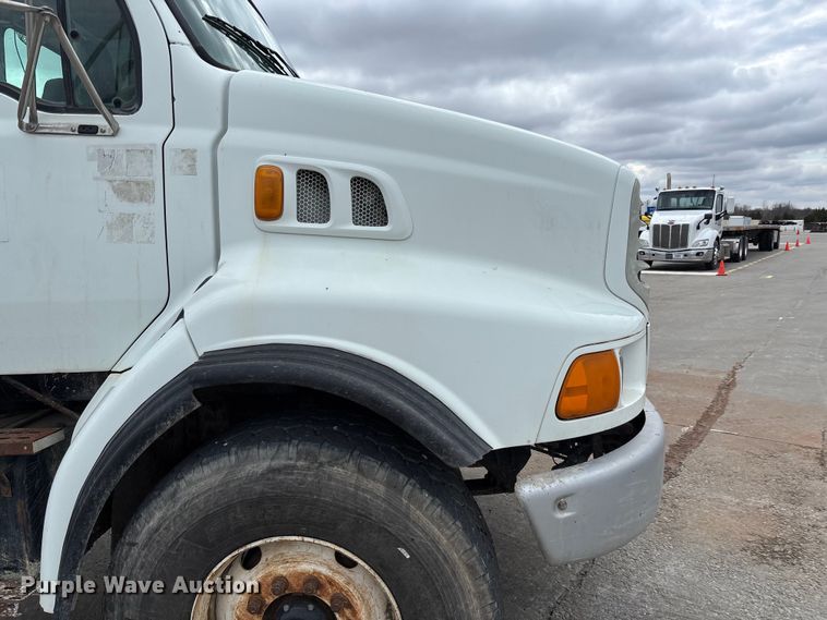 image for item FB3317 2002 Sterling L8500 ready mix truck