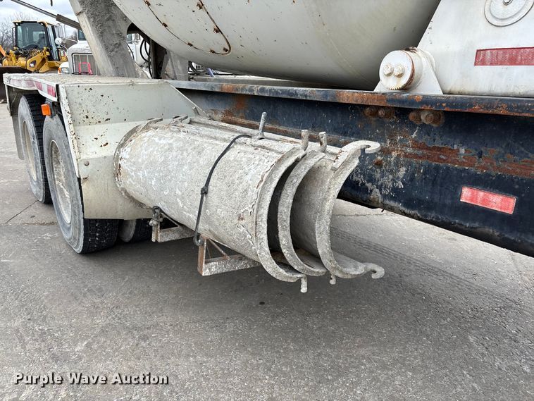 image for item FB3317 2002 Sterling L8500 ready mix truck