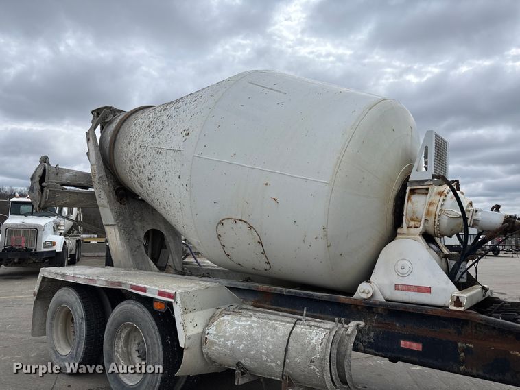 image for item FB3317 2002 Sterling L8500 ready mix truck