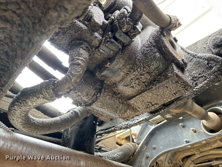 image for item FB3317 2002 Sterling L8500 ready mix truck